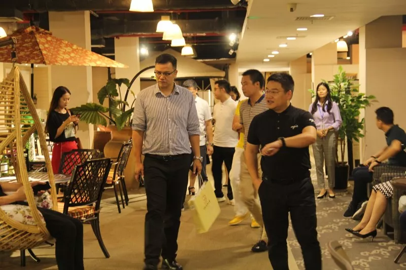 重磅|广东省青年企业家联合会莅临参观，agio休闲家具备受赞赏！