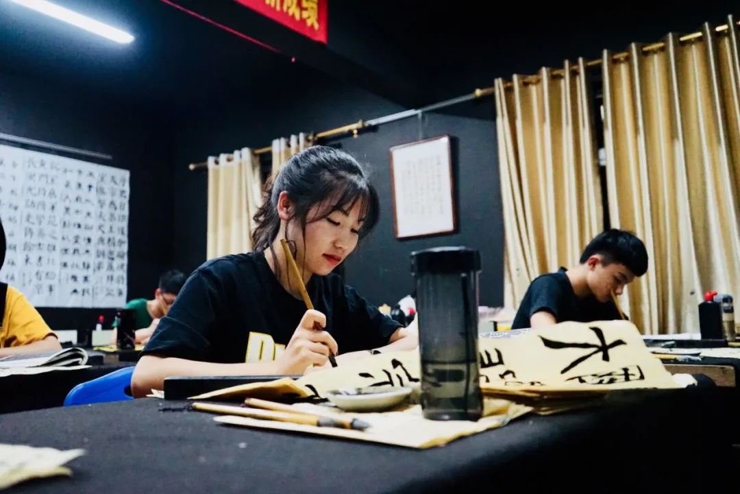 2021全国高校书法专业排名出炉（附书法专业高校招生名录）