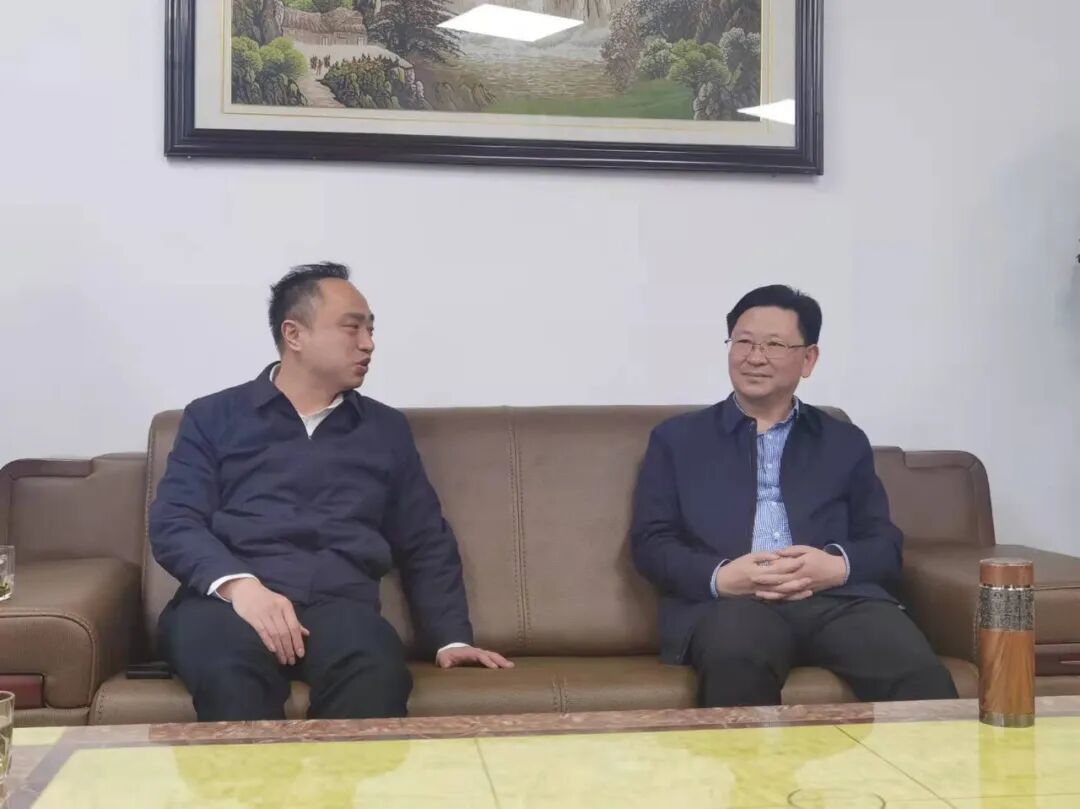 萍乡市市场监督管理局 工作动态 刘晓峰会见湘东区委书记何超一行