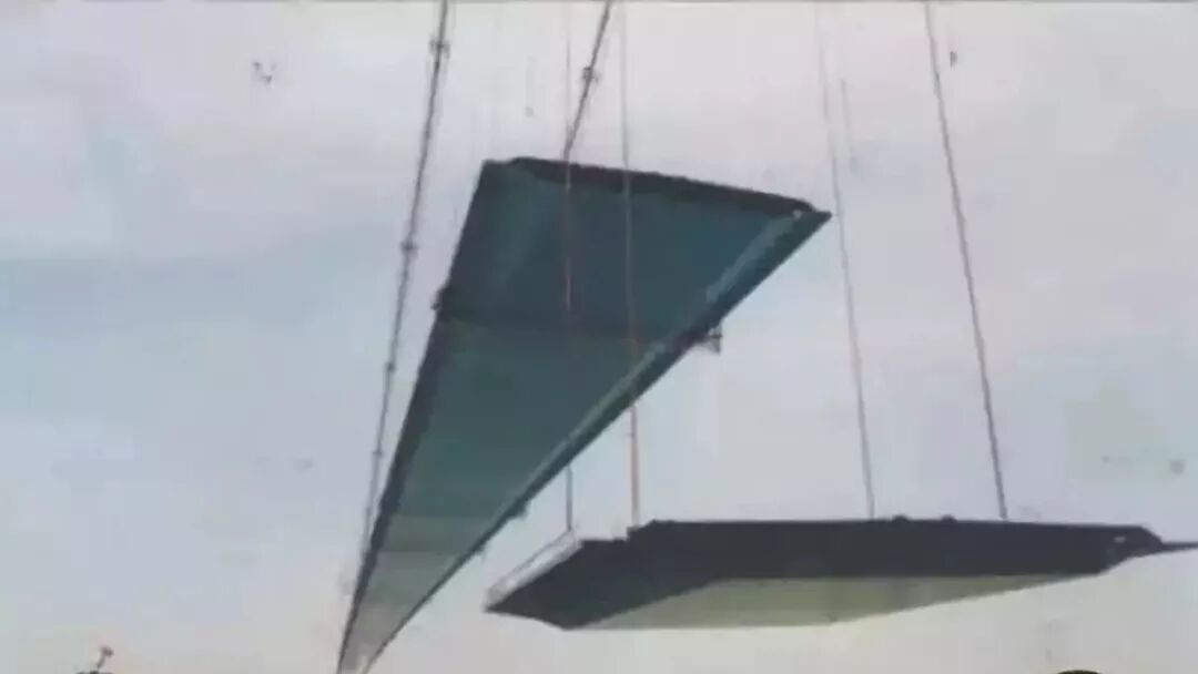 1分10秒江阴再上央视 网友：好威风