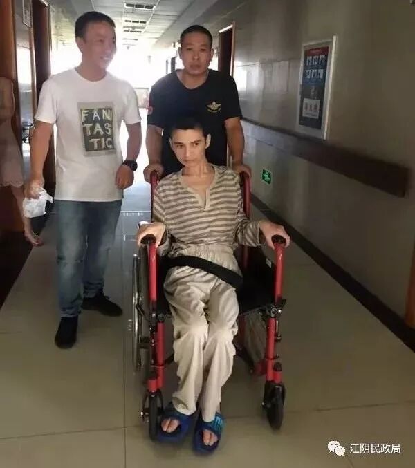 他流浪1500公里到江阴 一年后终于回家多亏了这群人