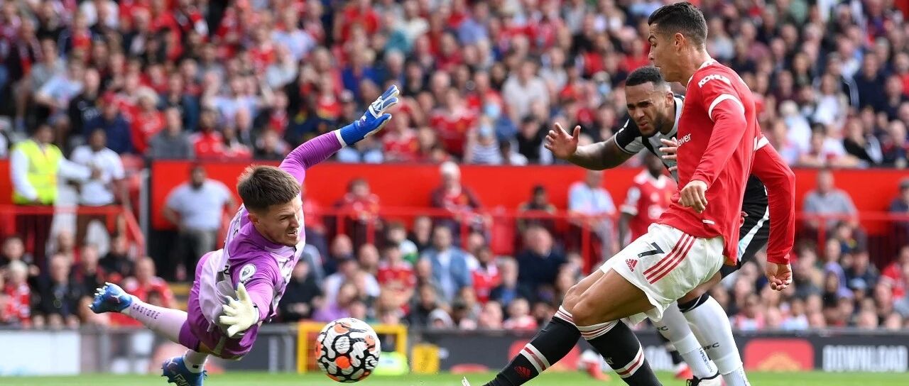 C罗完美首秀，留给曼联两个问号