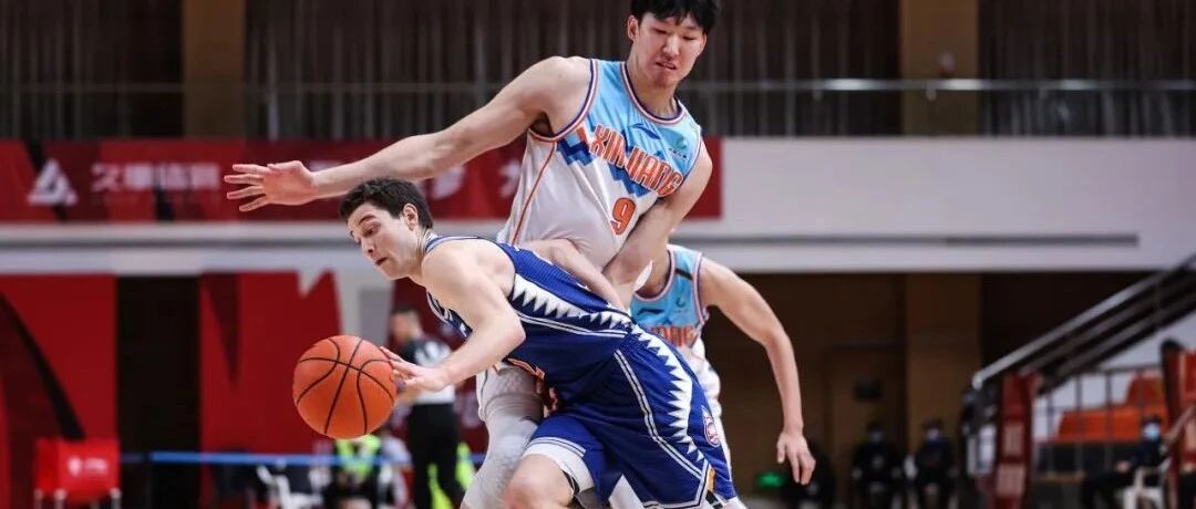 弗雷戴特回归上海男篮！湖人对周琦有意？