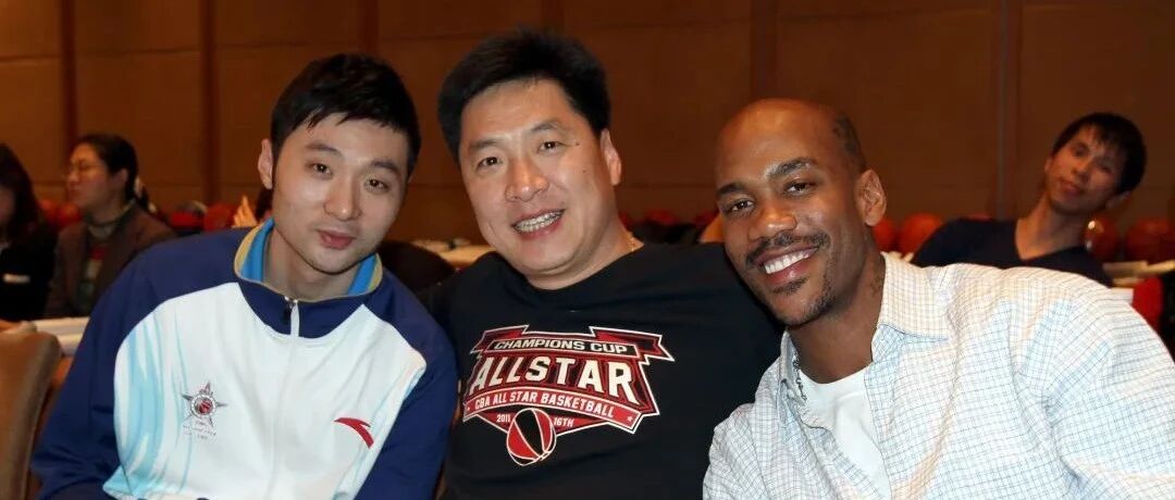 上海 vs 北控，两队教练吵架成焦点，李春江和马布里是什么仇，什么怨？