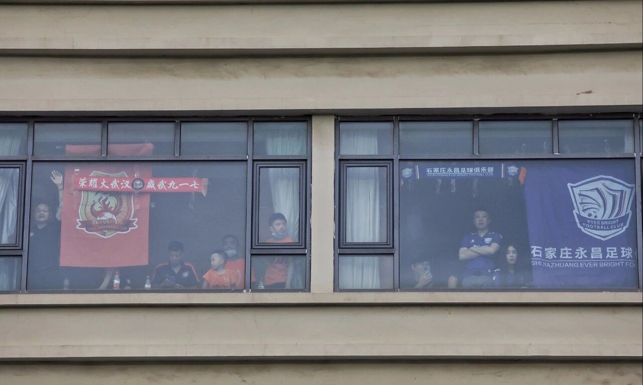 怎么去现场看中超？