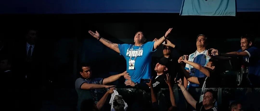 马拉多纳轶事，不疯魔不成活