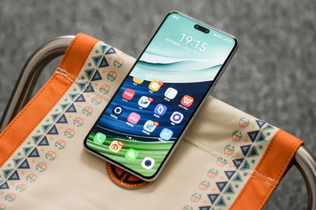 手机千万别乱买，这4款评分9.0以上的手机，几乎“零差评”，用户口碑极佳