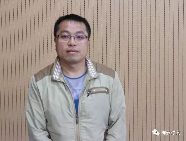 县纪委副书记杨彦辉