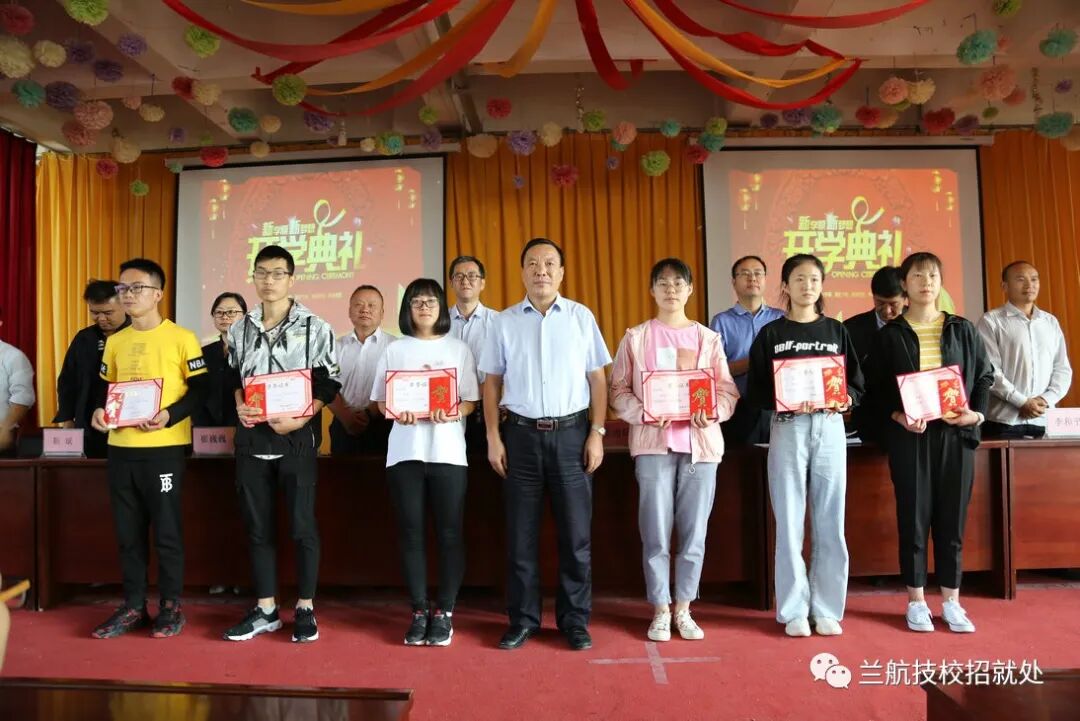 兰州技术职业学院招生_兰州航空2017年招聘_兰州航空职业技术学院