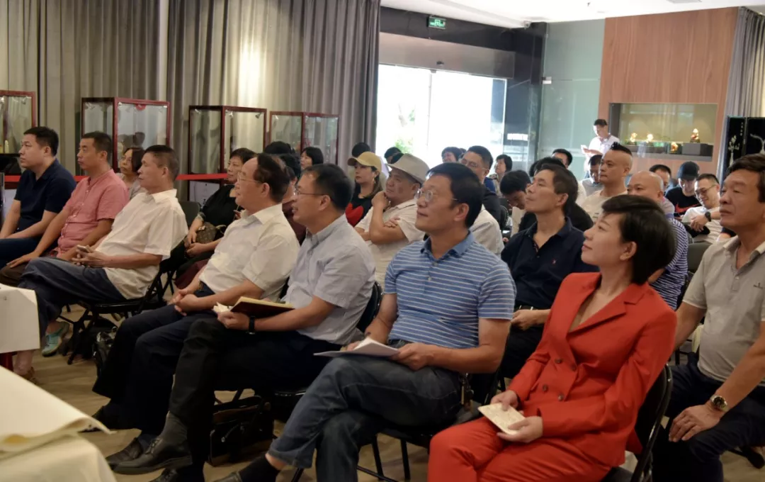 高培新教授:“文化自信”从汉字谈起 高培新教授:“文化自信”从汉字谈起