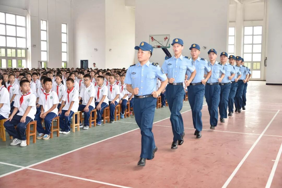 新生入学须知_新生入学训练作文_沧县中学2015新生入学 东石中学:2019