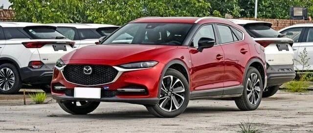 一句话总结2021款全新MAZDA CX-4：戳中了现代年轻人的内心