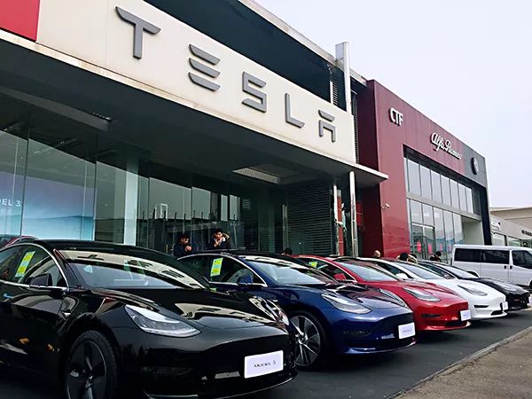 特斯拉Model 3正式在中國交付，「狼終究還是來了」 汽車 第18張