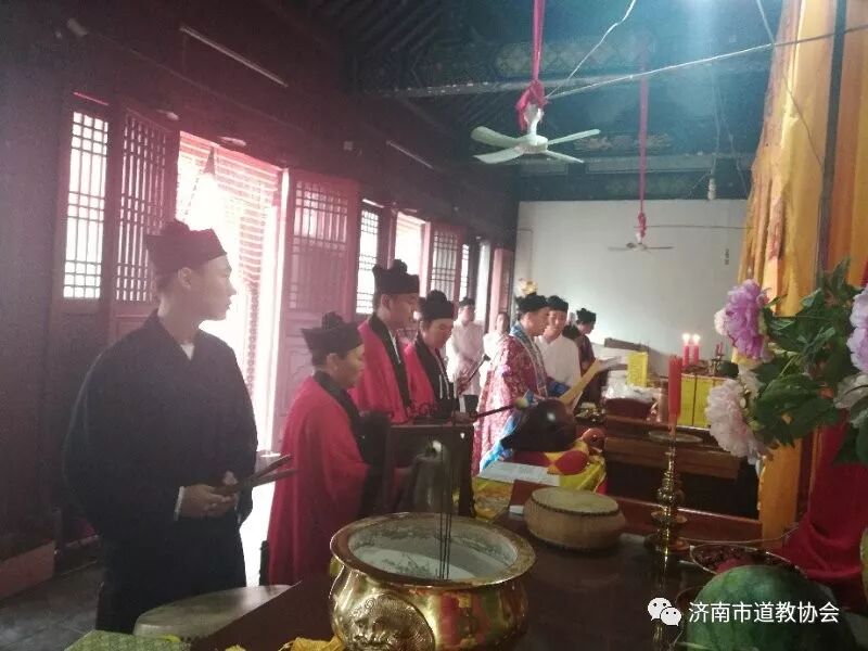 济南道教为德高望重刘元宽道长祝寿祈福