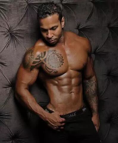 三角肌前束_三角肌前束在哪个位置图片_三角肌前束在哪里