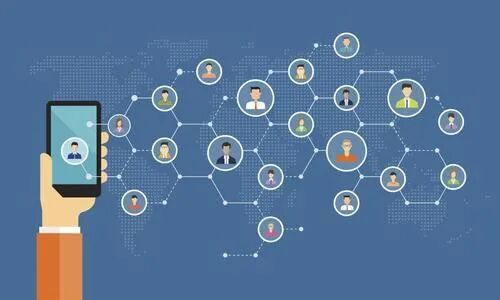 网络时代青年社会交往的关系类型演进及表现形式