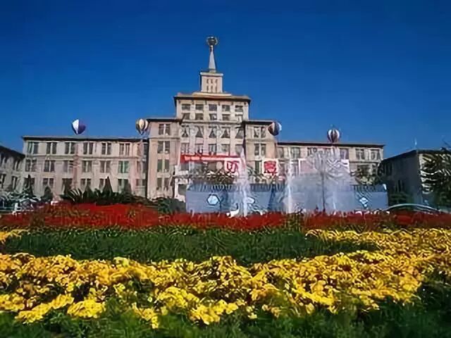 夏令营 i 探访北京阅兵村!