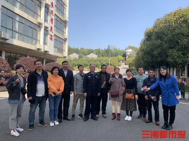 3年帮3065人回家,这个王警官了不起!-微信头条网 3年帮3065人回家,这个王警官了不起!