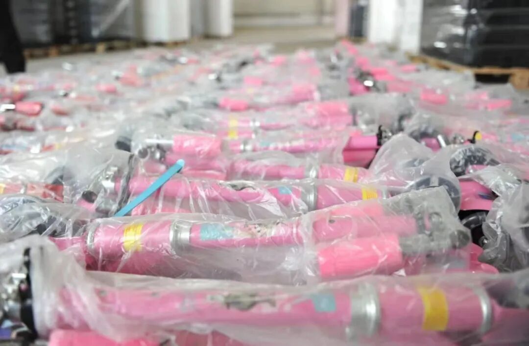 冒牌“滑板车”