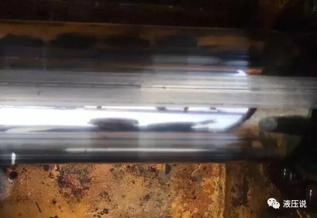 液压缸为什么会漏油？的图2