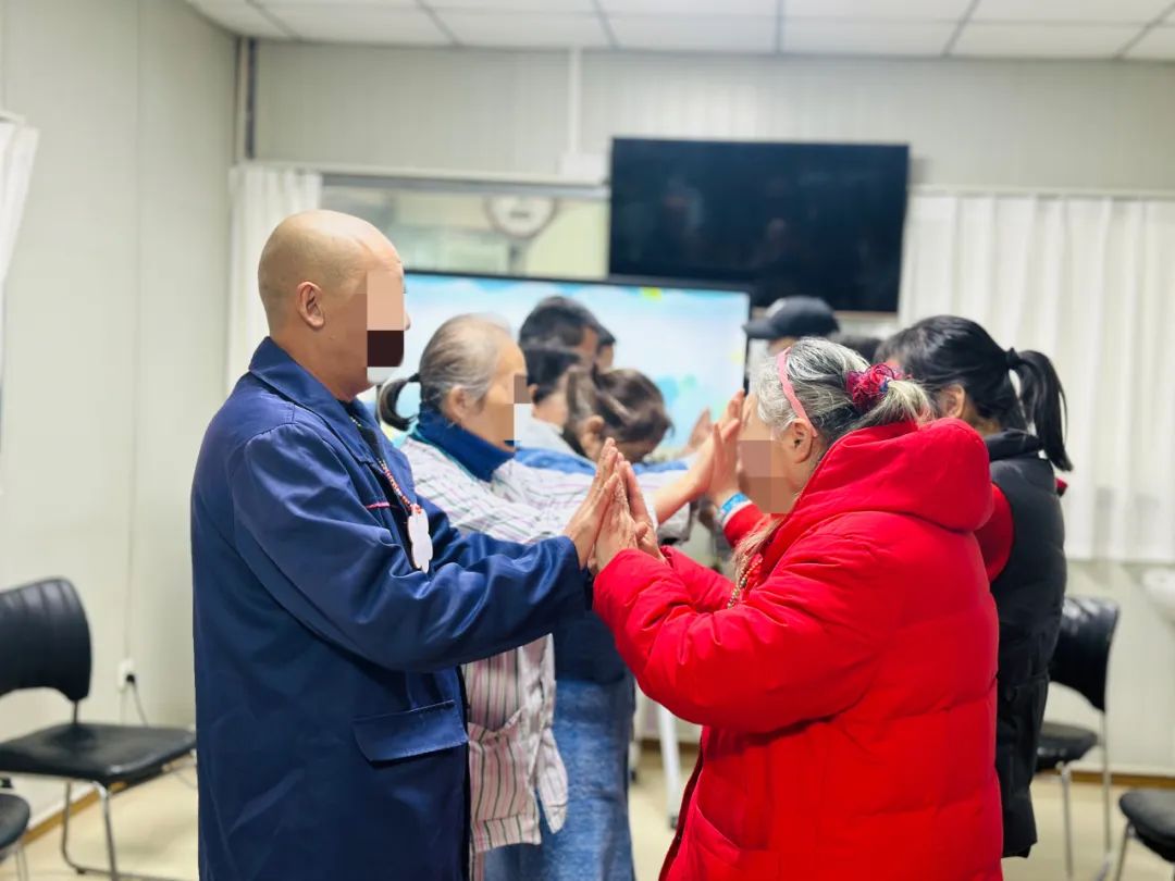 党建工作｜党建结对促康复系列——我院组织康复学员到成都市第四人民医院参加团体心理辅导