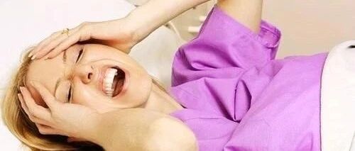 产后按压肚子的疼痛，和生孩子宫缩痛比起来，哪个更疼？