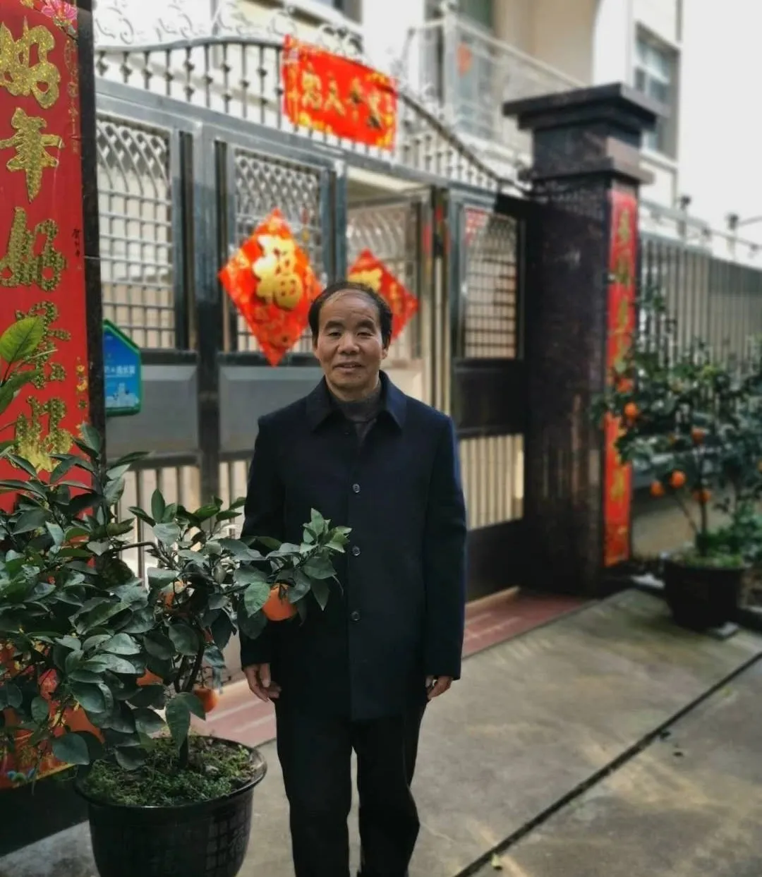燃爆了(海角封神妈妈视频的拍摄地点)妈妈给青春期儿子的生日礼物,江山抗疫代表作品展示之五,海角社区妈妈生日蛋糕制作,视频,插图8 燃爆了(海角封神妈妈视频的拍摄地点)妈妈给青春期儿子的生日礼物,江山抗疫代表作品展示之五,海角社区妈妈生日蛋糕制作,视频,插图8