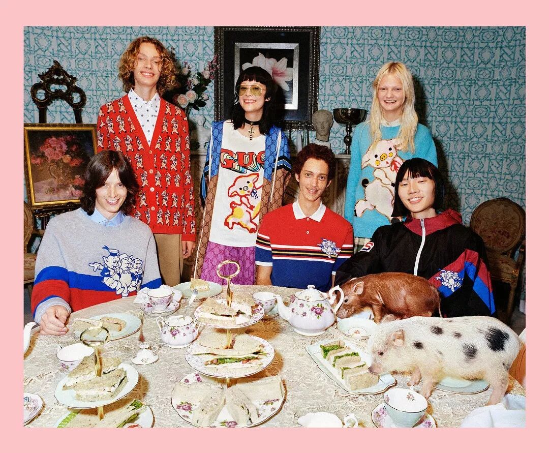 我打賭，19年開春穿上「花毛衣」，才最時髦好看！ 家居 第4張