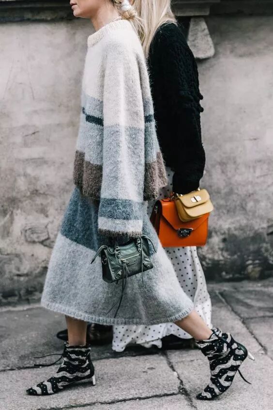 我打賭，19年開春穿上「花毛衣」，才最時髦好看！ 家居 第26張