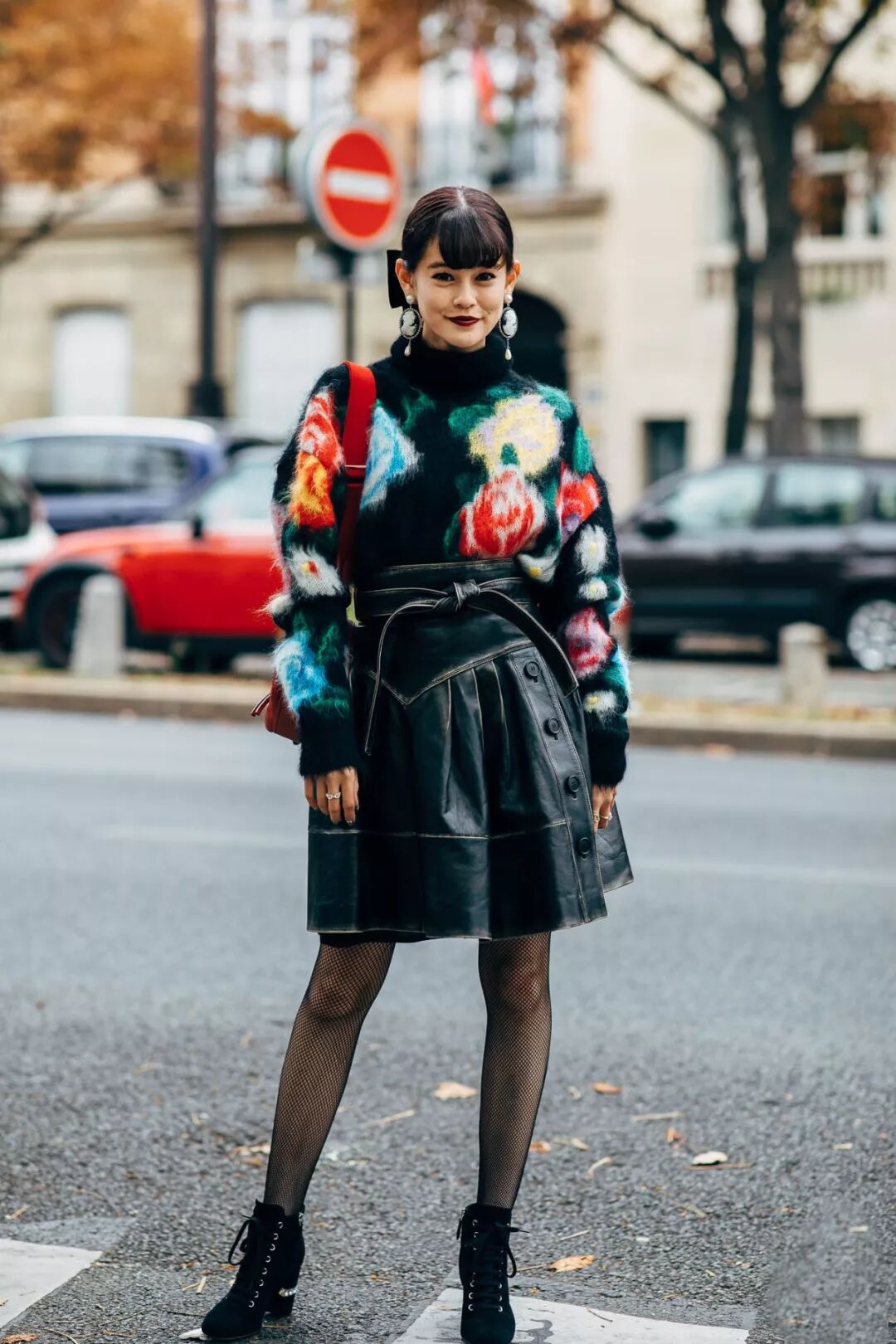 我打賭，19年開春穿上「花毛衣」，才最時髦好看！ 家居 第18張