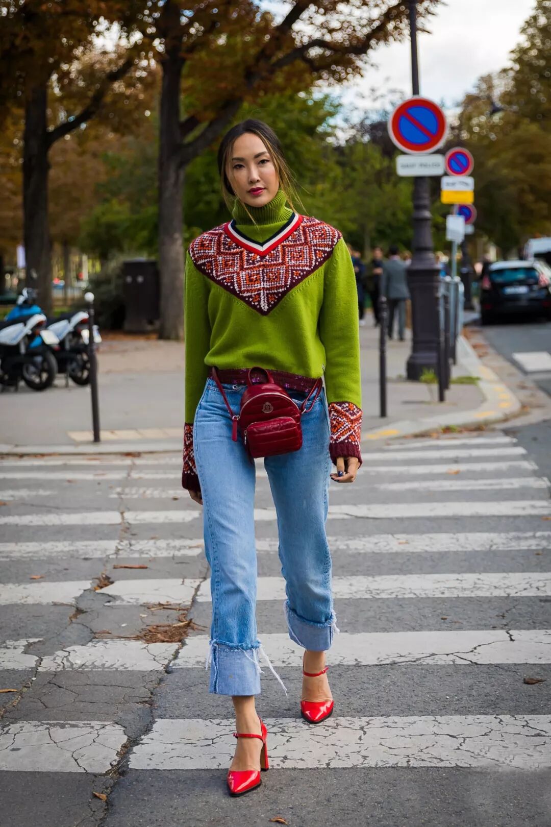 我打賭，19年開春穿上「花毛衣」，才最時髦好看！ 家居 第30張