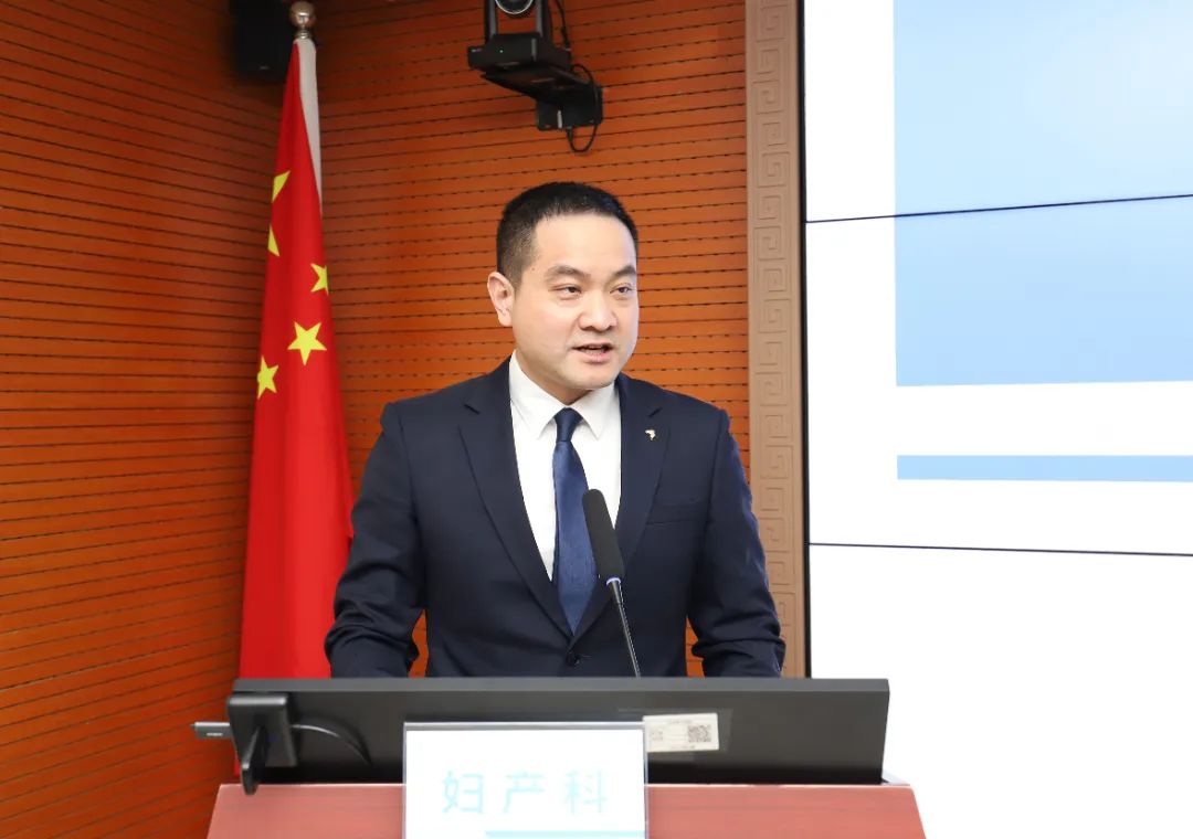005-妇产科李全利.JPG
