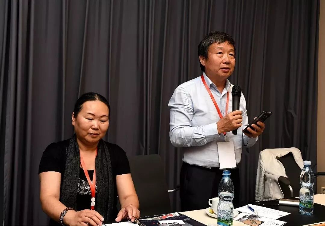 欧洲华文传媒协会第十三届年会在布拉格举行