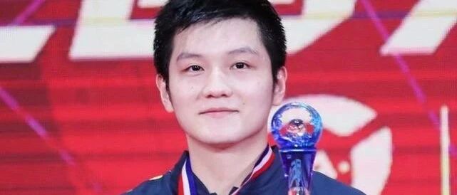 国球|张本智和怕了吗？世界第一豪夺第3冠！樊振东4-3逆转金满贯马龙