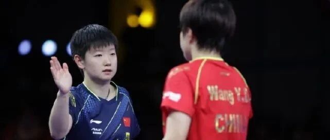 国球|19:00，CCTV5直播世界杯：孙颖莎4-1横扫日本早田希娜，决赛对阵王艺迪