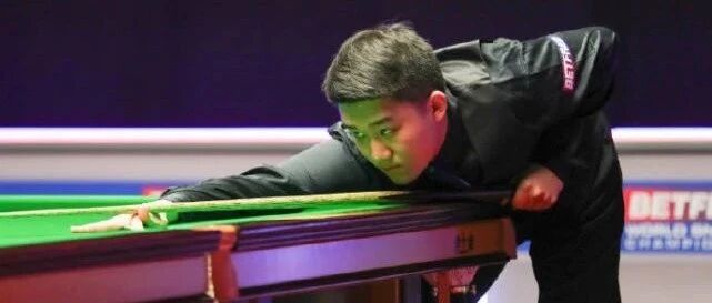 台球|中国00后3-0横扫，冠军联赛豪取4连胜，白朗宁有望晋级8强