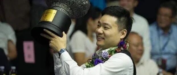 台球|0-3、1-4、4-0、5-4，丁俊晖狂轰131+111分，4-0大反击5-4强势逆转