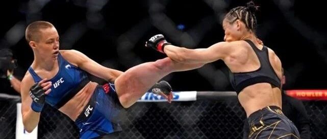 搏击|KO罗斯替张伟丽复仇？闫晓楠地面缠斗完败，第2回合遭阿扎TKO