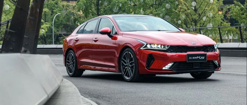 连路人都忍不住来合影，拥有“新三大件”的凯酷到底“酷”在哪儿？