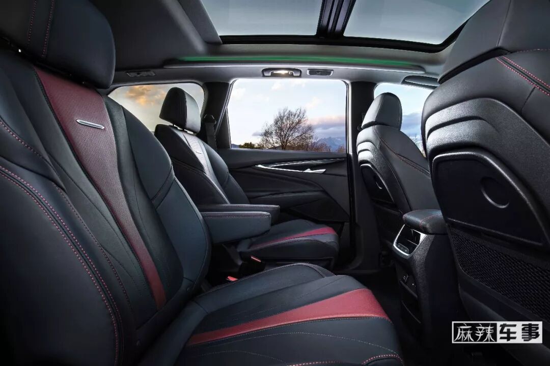 5種座椅布局，兩種動力選擇，8.68萬起的上汽大通G50用這兩招搞定二胎家庭 汽車 第8張
