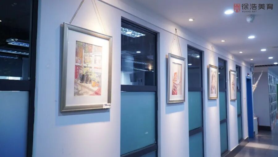 徐浩美育新闻泸州市副市长罗素平泸州市江阳区副区长苏菲等领导莅临我