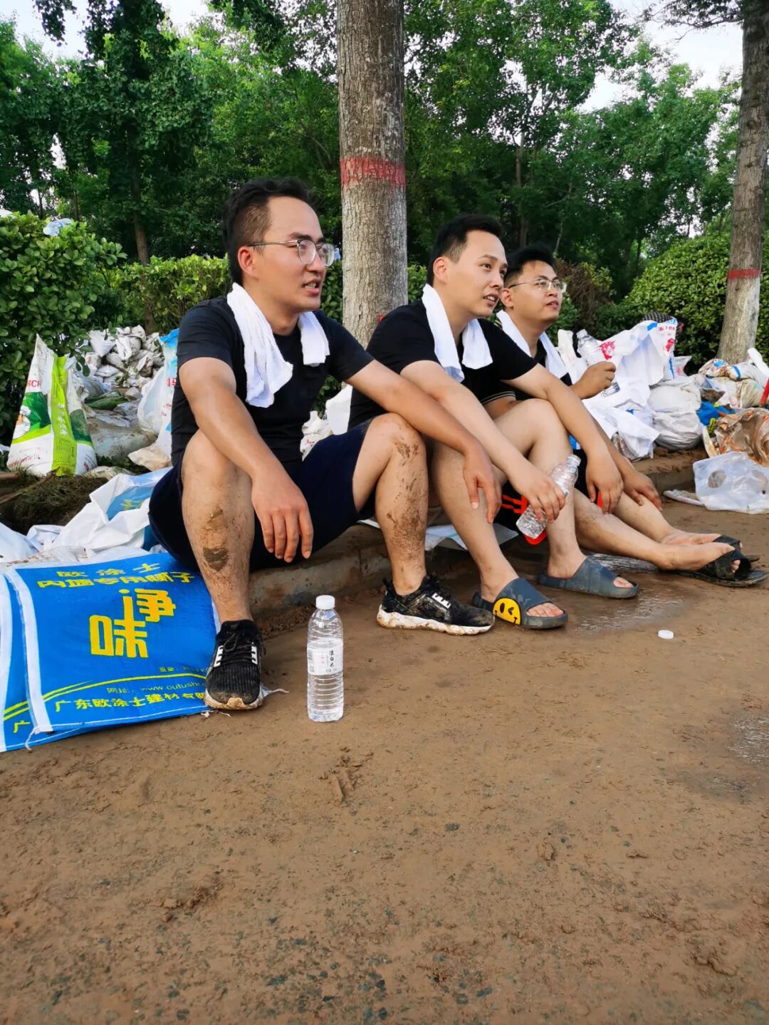 众志成城，共克时艰，中原所抗洪抢险在行动