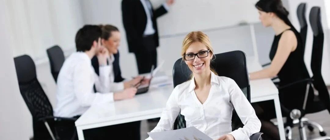 酒局中真正聪明的人，和领导关系再亲密，这三句话憋死也不会说！