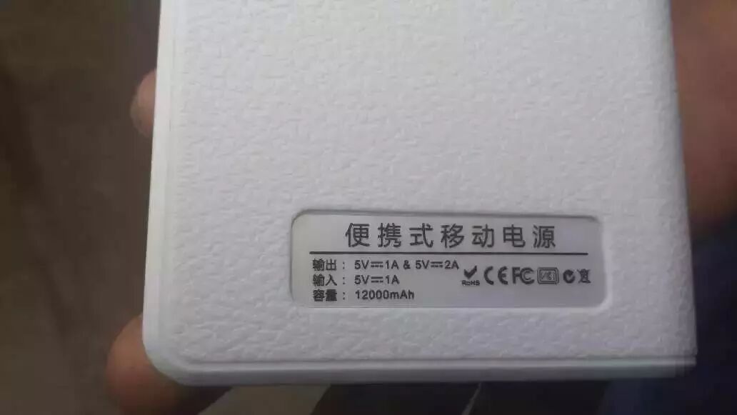 相机电池可以带上飞机吗_飞机上相机电池能不能带_飞机电池相机带上可以用吗