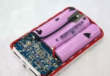 飞机电池相机带上可以用吗_飞机上相机电池能不能带_相机电池可以带上飞机吗