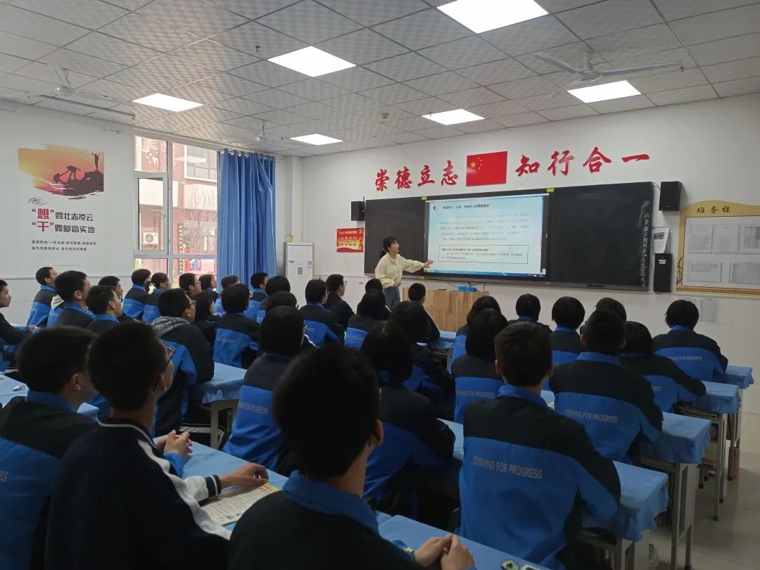 未成年人共青团隆尧县委走进树人文茂中学开展法治宣传活动