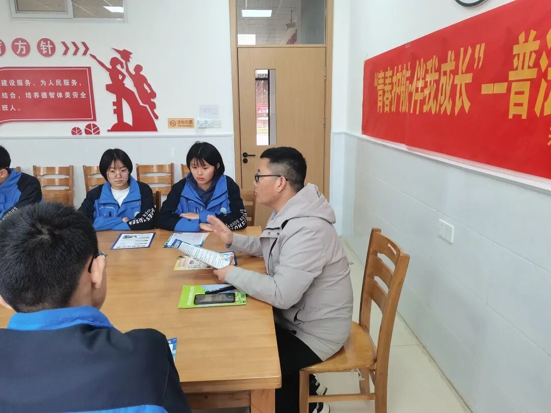 未成年人共青团隆尧县委走进树人文茂中学开展法治宣传活动