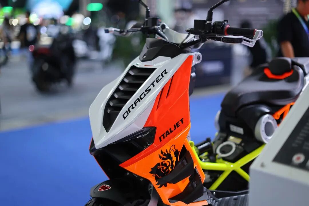 29800元,洗车工噩梦,意塔杰特dragster 300上市