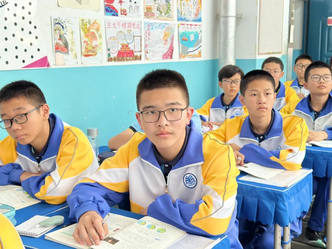 成功初中丨撸起袖子加油干，初中师生状态满格，斗志满满！