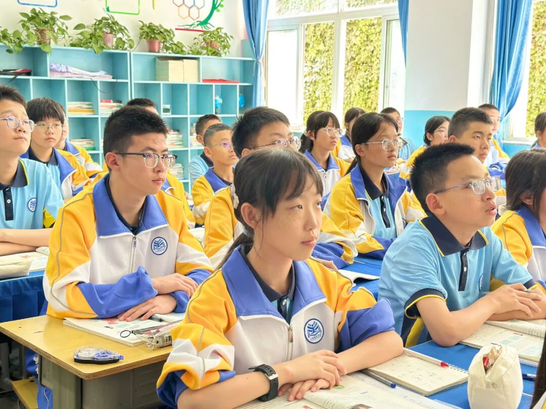成功初中丨撸起袖子加油干，初中师生状态满格，斗志满满！